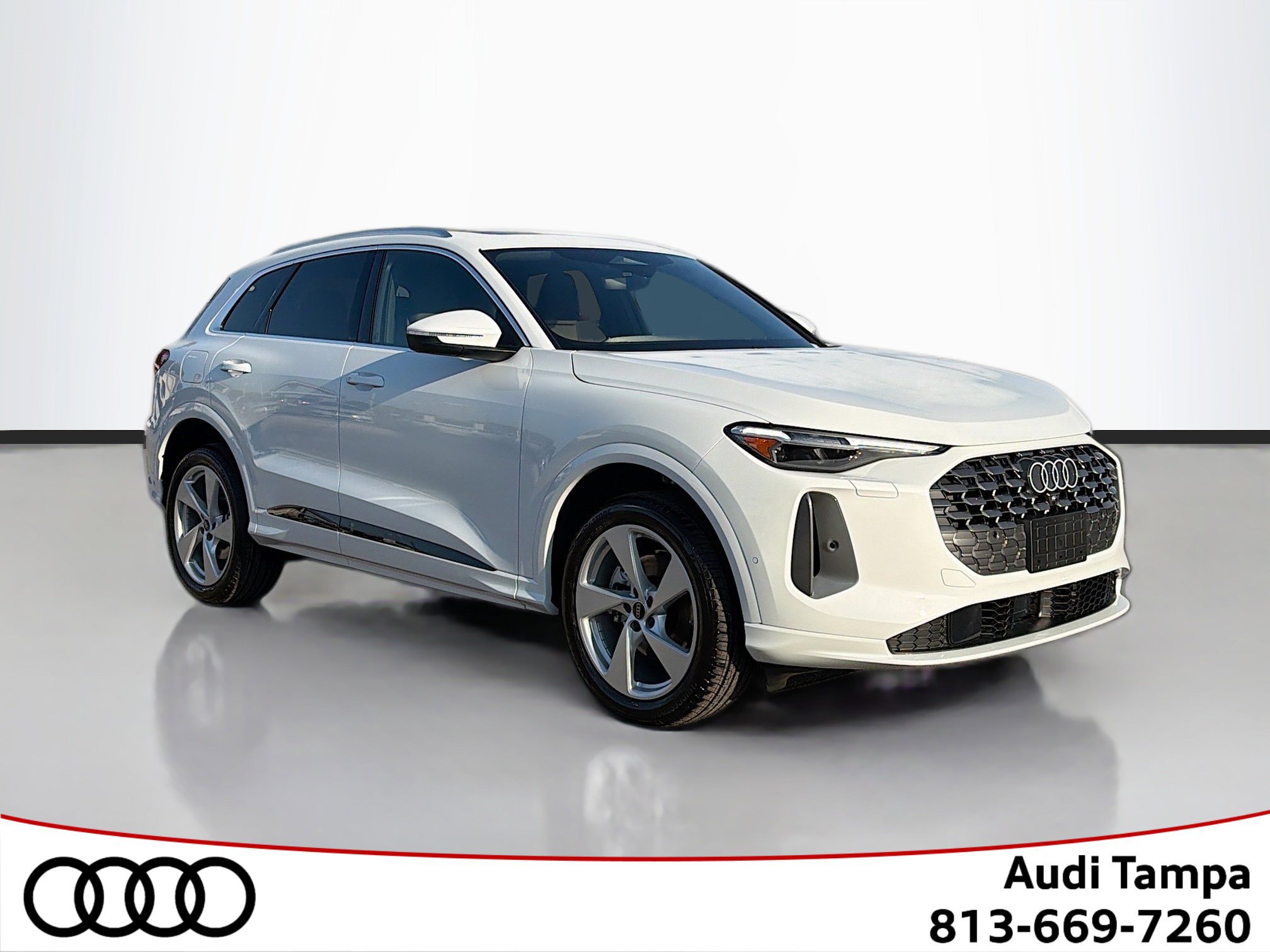 2025 Audi New Q5 Premium Plus's photo