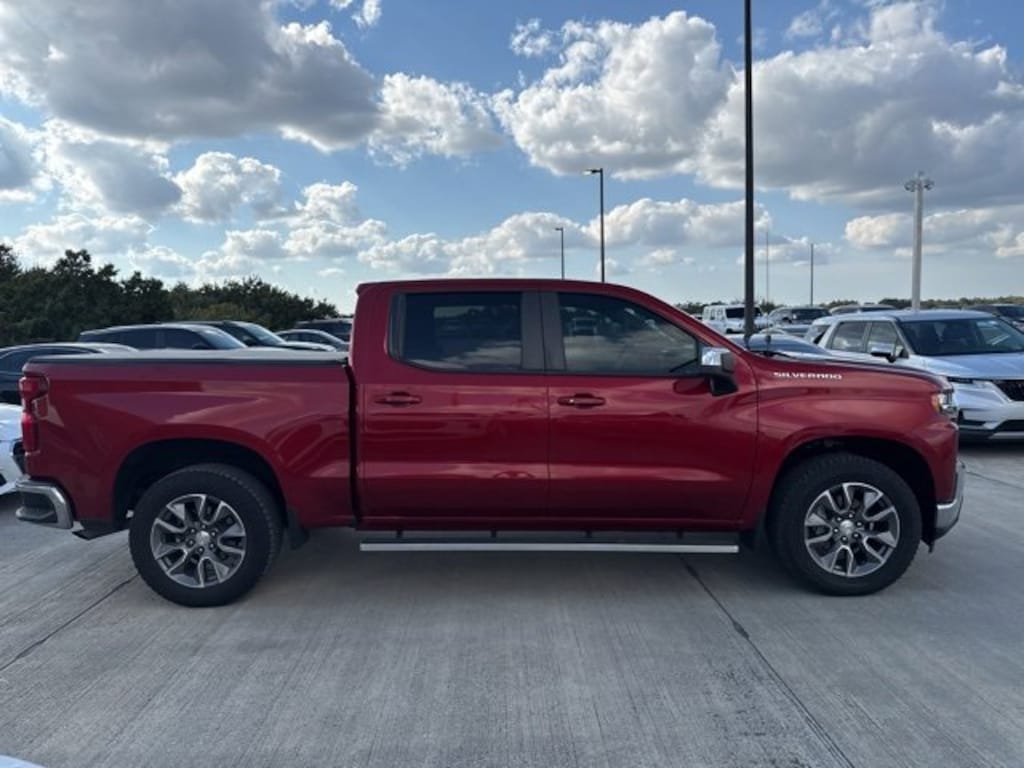 Used 2021 Chevrolet Silverado 1500 LT Truck Crew Cab