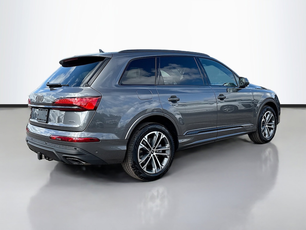 New 2026 Audi Q7 Premium SUV