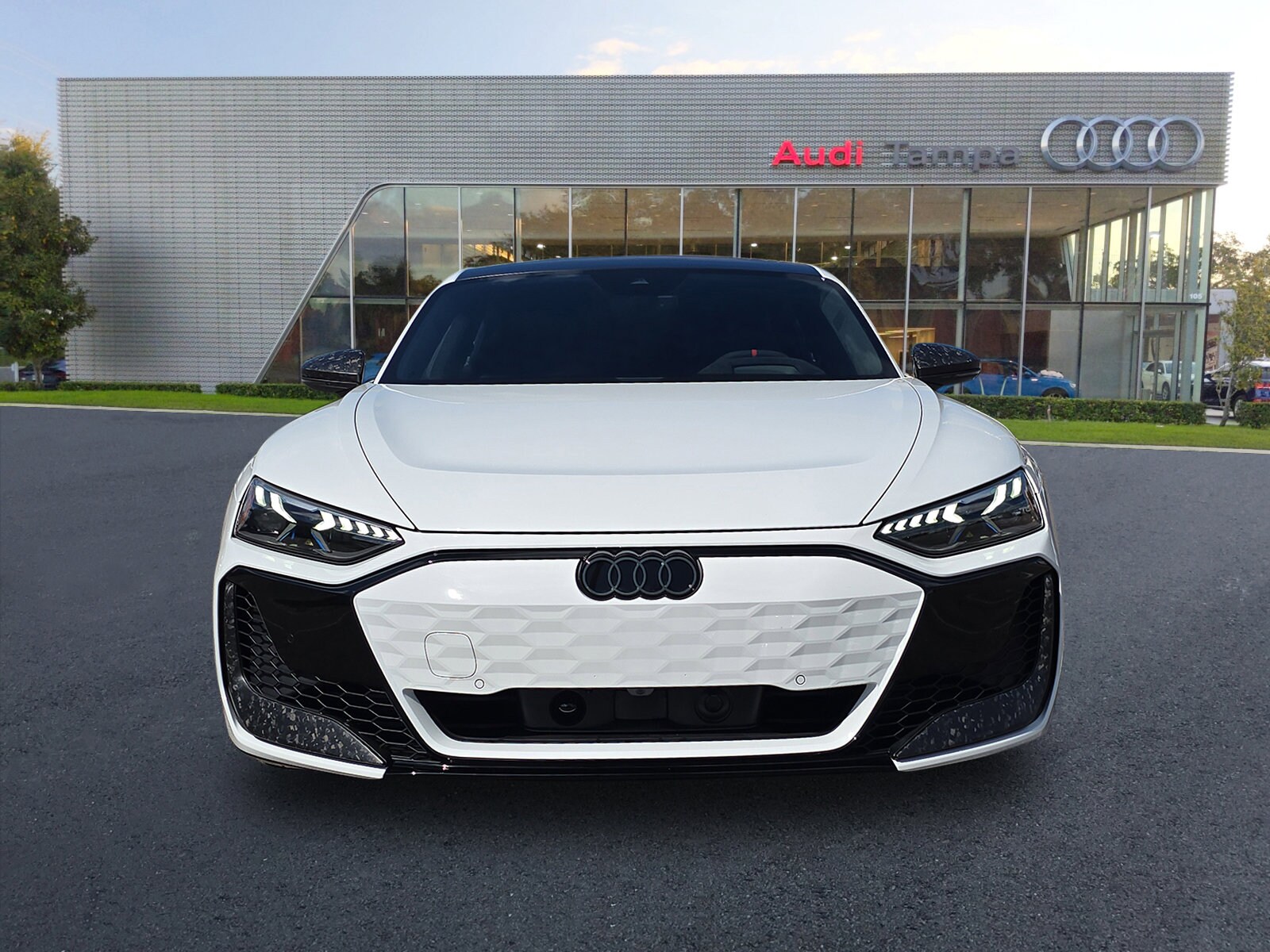 2026 Audi RS e-tron GT Base photo 2