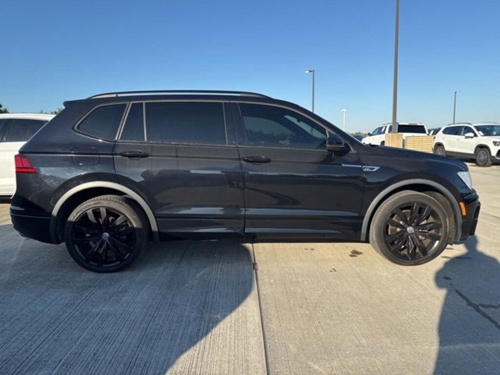 Used 2020 Volkswagen Tiguan SE R-Line Black SUV