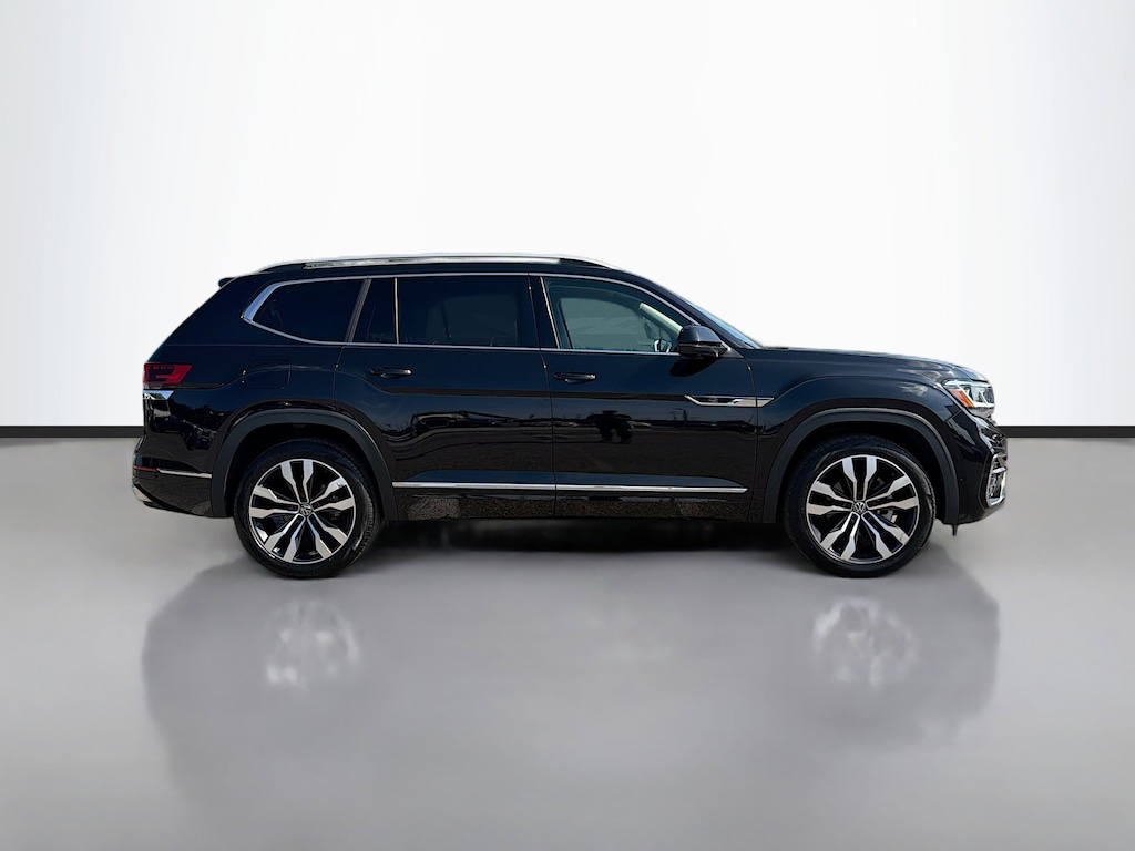 Used 2022 Volkswagen Atlas 3.6L V6 SEL Premium R-Line SUV
