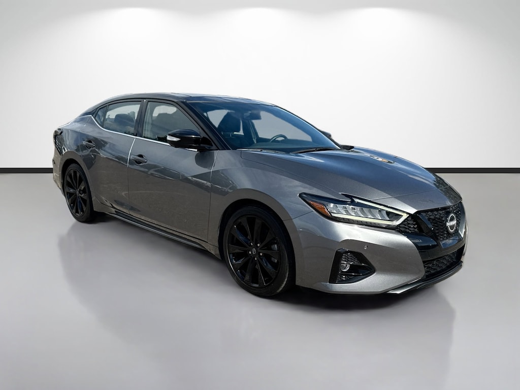 Used 2023 Nissan Maxima SR Sedan