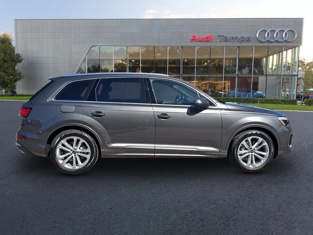 New 2026 Audi Q7 55 Premium Plus SUV