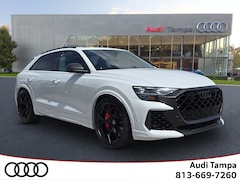 2025 Audi RS Q8 4.0T performance SUV
