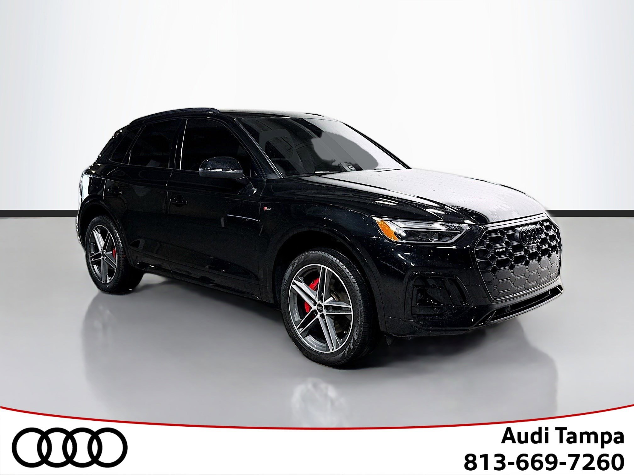 2024 Audi Q5 Premium Plus's photo