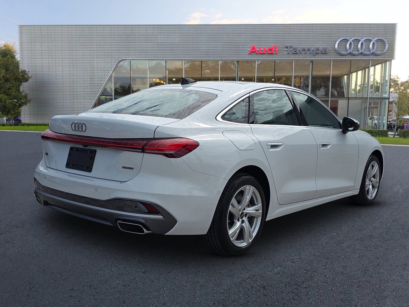 2025 Audi A5 2.0T Premium photo 4