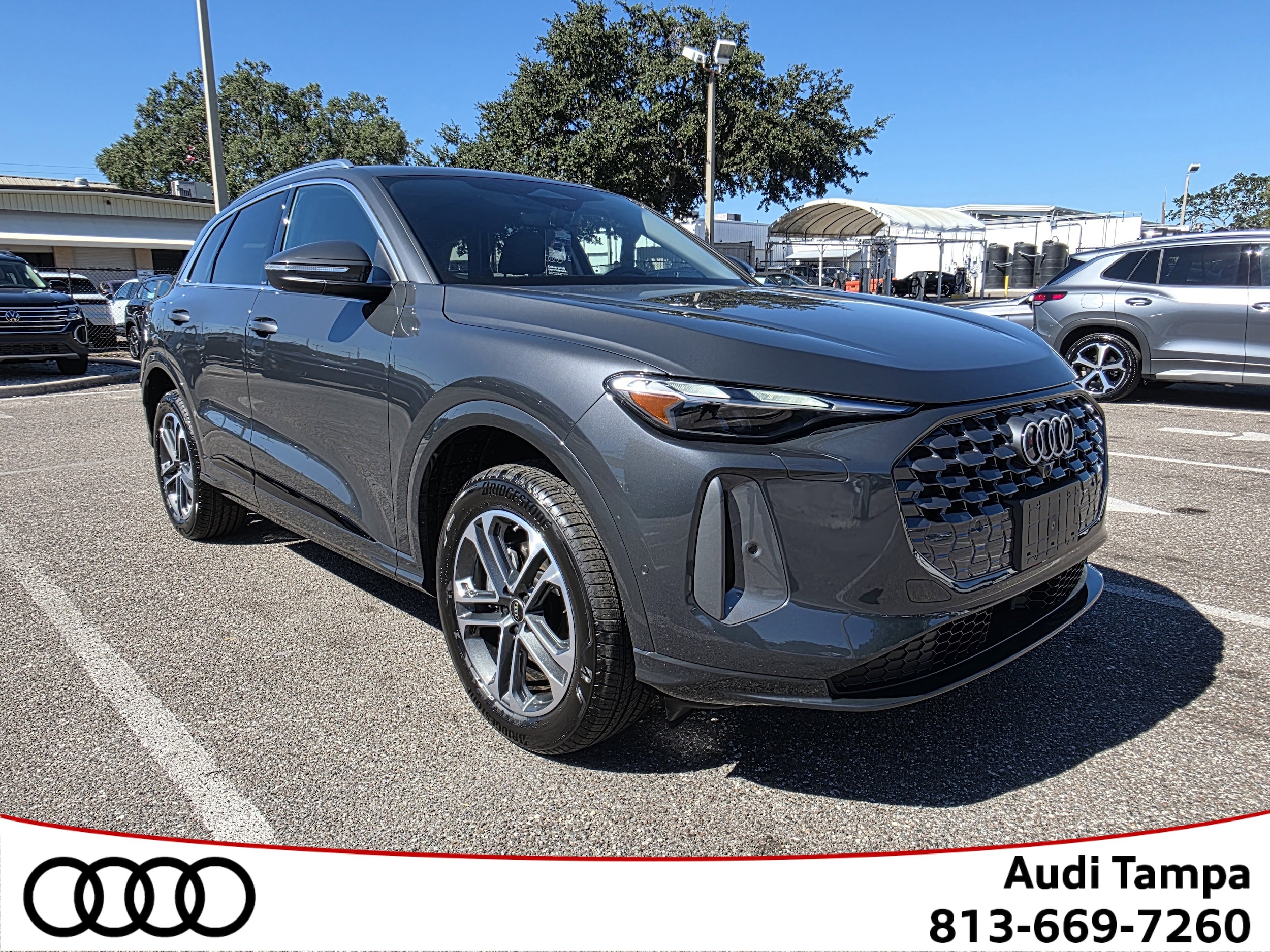 2025 Audi New Q5 Premium's photo