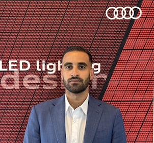 Staff member Mo Hasan from ID_1bd7323e9264