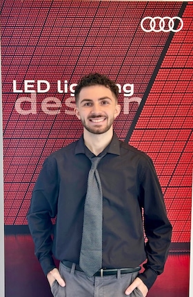 Staff member Ryan Greenless from ID_1bd7323e9264