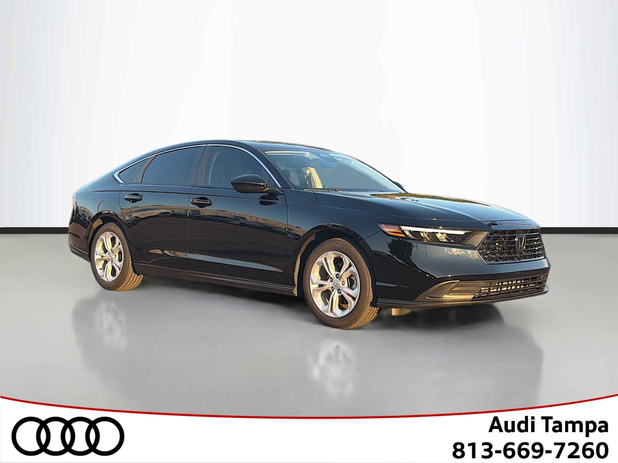 2025 Honda Accord LX's photo