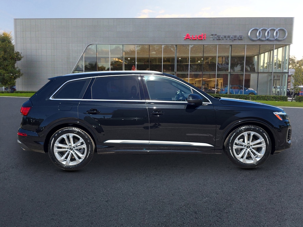 New 2026 Audi Q7 55 Premium Plus SUV