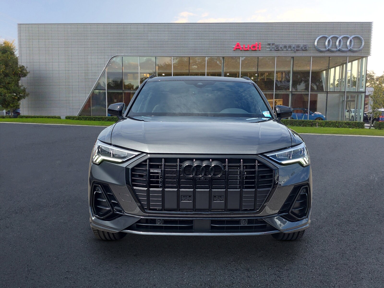 2025 Audi Q3 45 TFSI S line Premium Plus photo 2