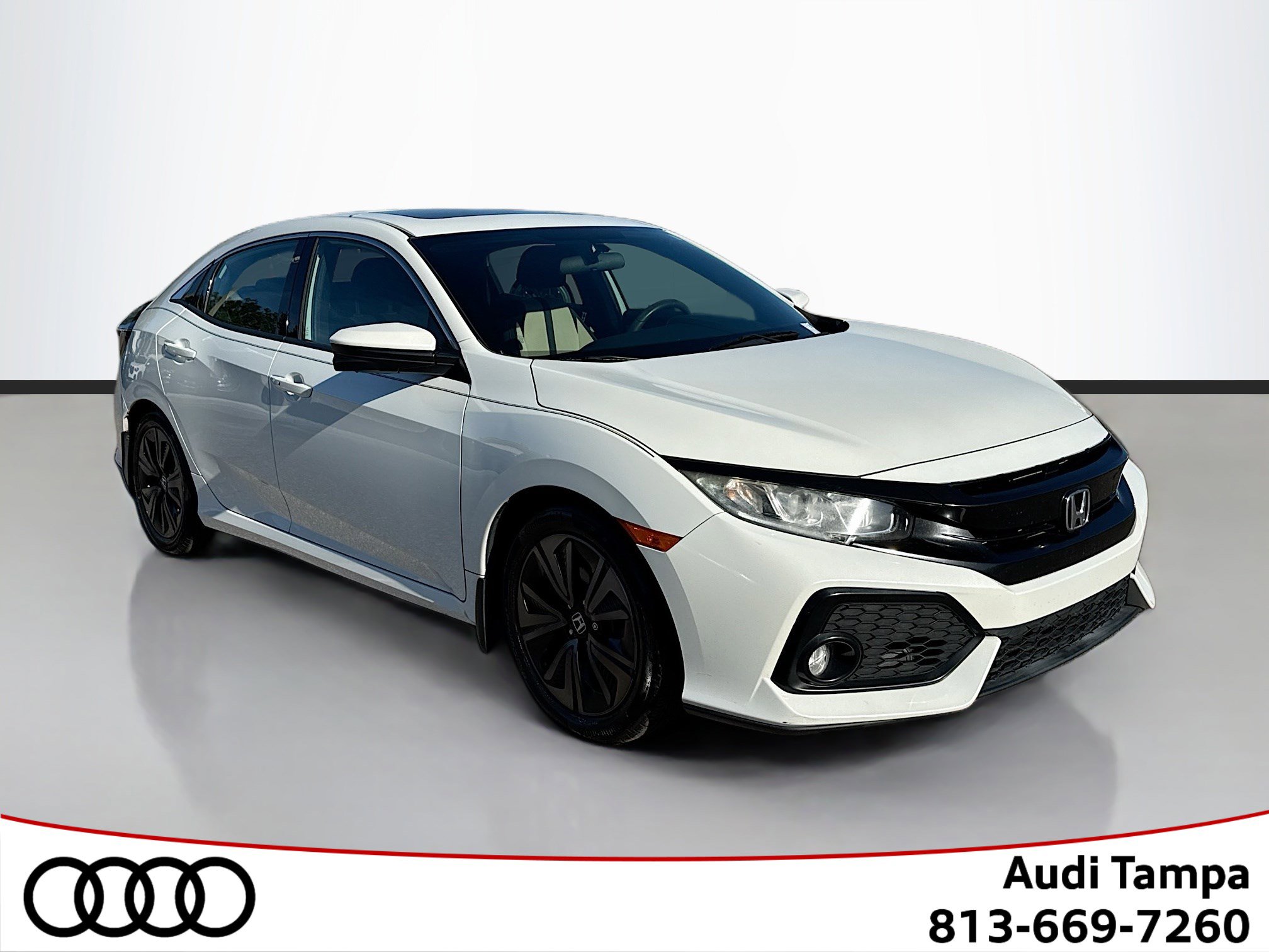 2017 Honda Civic Hatchback EX's photo