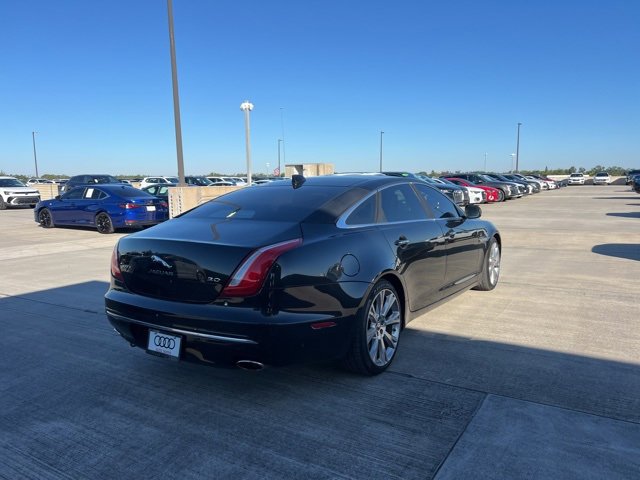 2018 Jaguar XJ XJL Portfolio photo 3