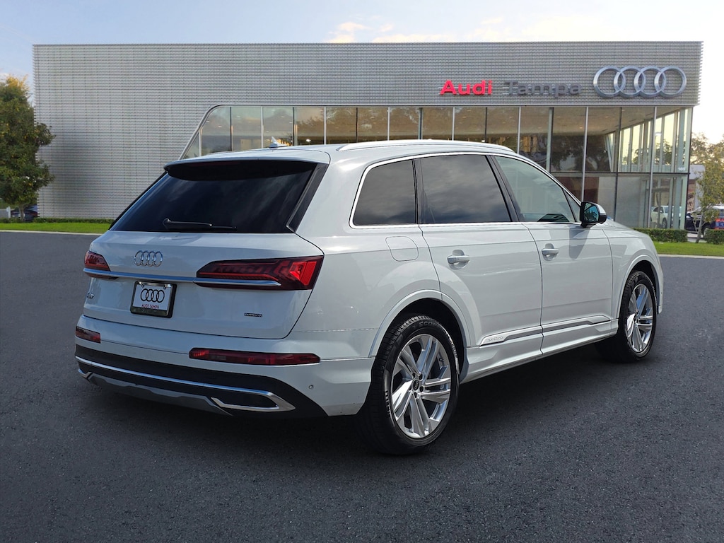 Used 2024 Audi Q7 Premium Plus SUV