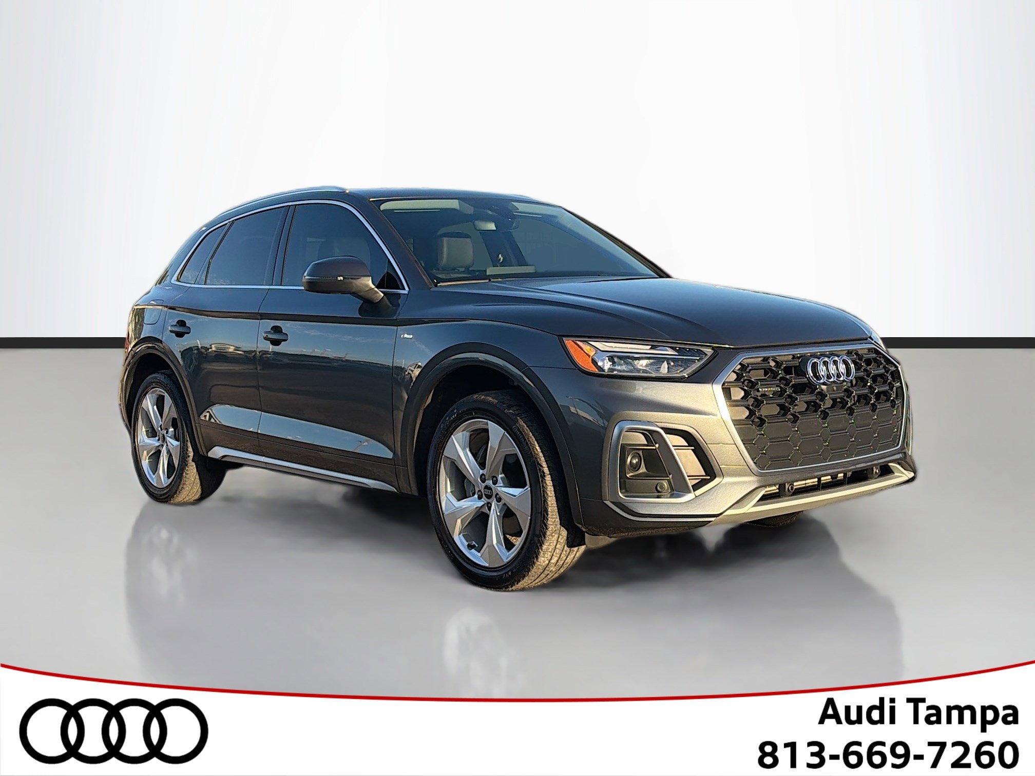 2023 Audi Q5 Premium Plus's photo