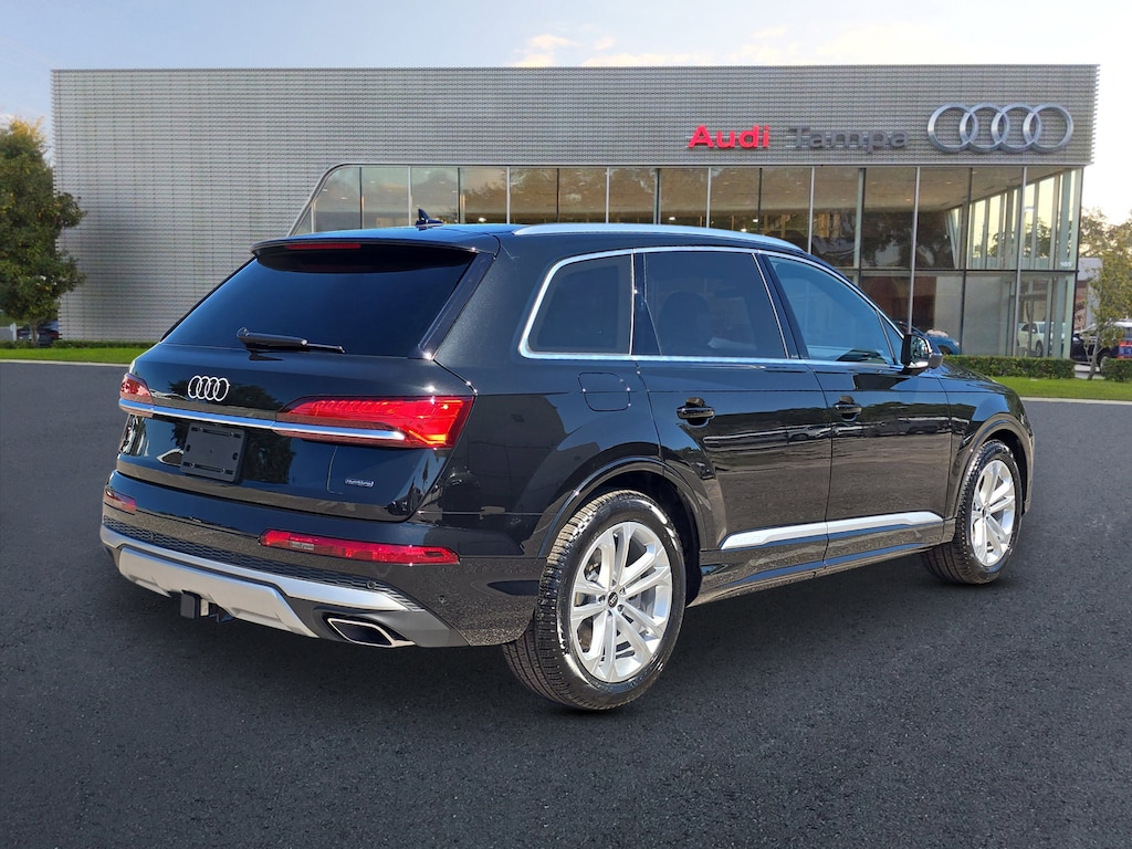 New 2026 Audi Q7 55 Premium Plus SUV
