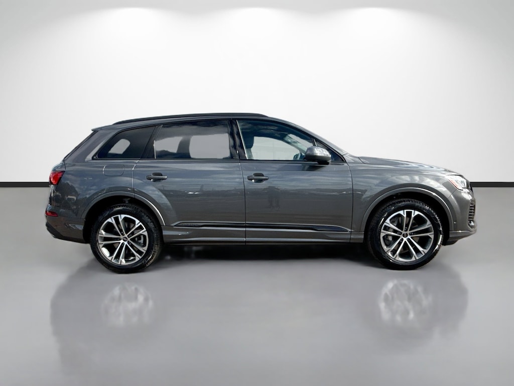 New 2026 Audi Q7 Premium SUV