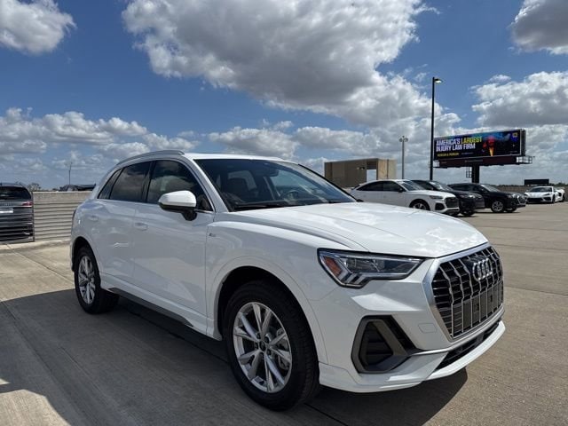 2025 Audi Q3 S Line Premium