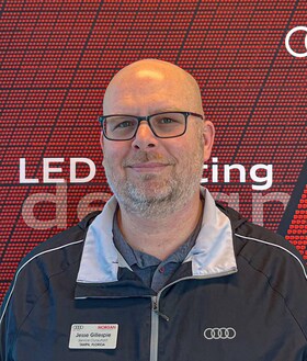 Staff member Jesse Gillespie from ID_48e4232d2fab