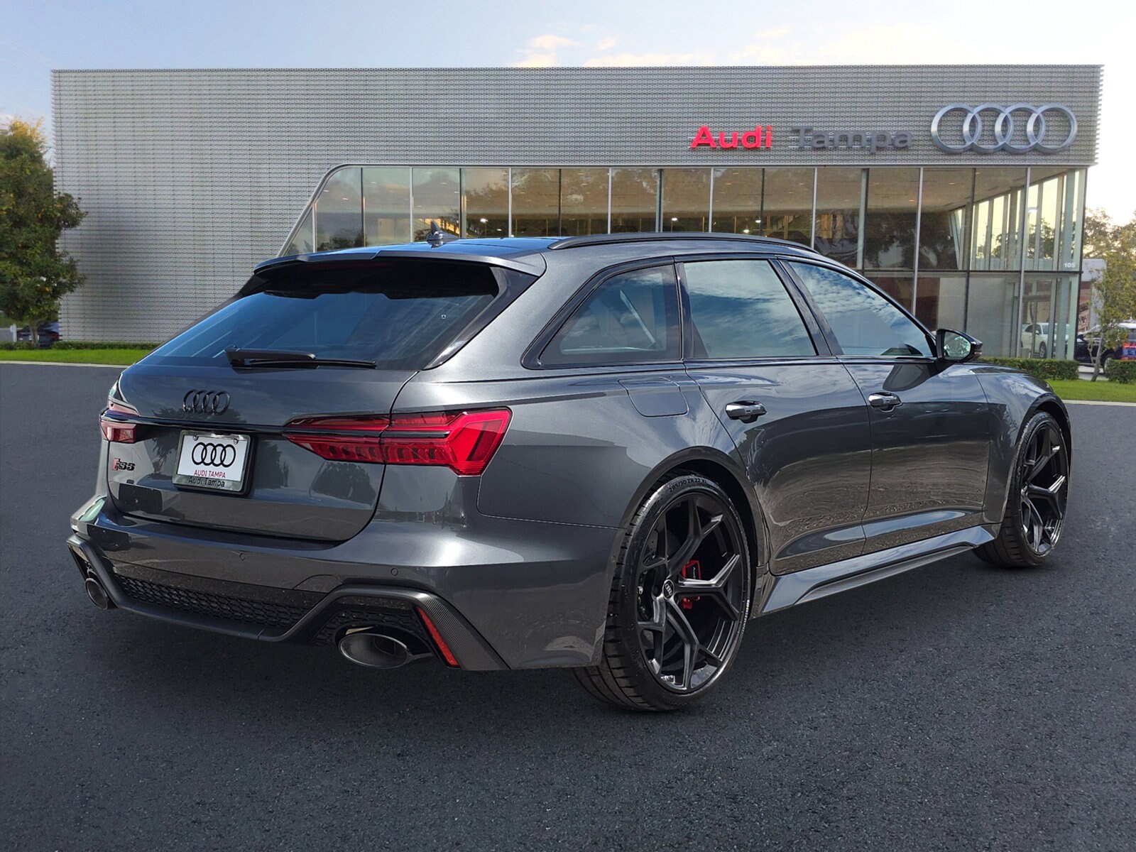 2026 Audi RS 6 Avant Performance Base photo 4