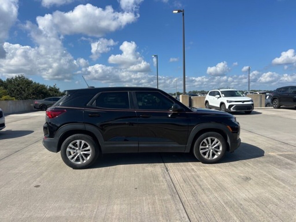 Used 2021 Chevrolet Trailblazer LS SUV