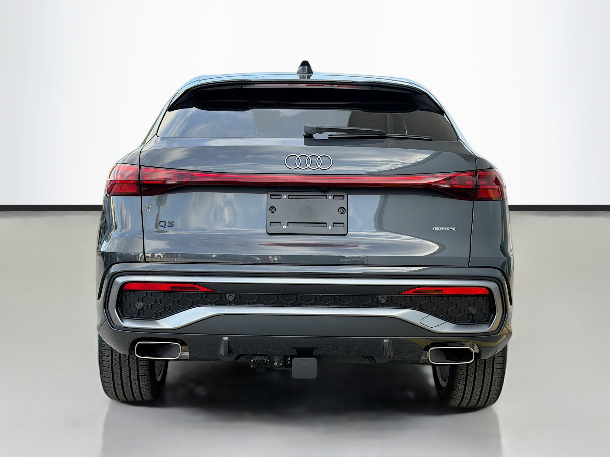 2025 Audi Q5 2.0T Premium Plus photo 4