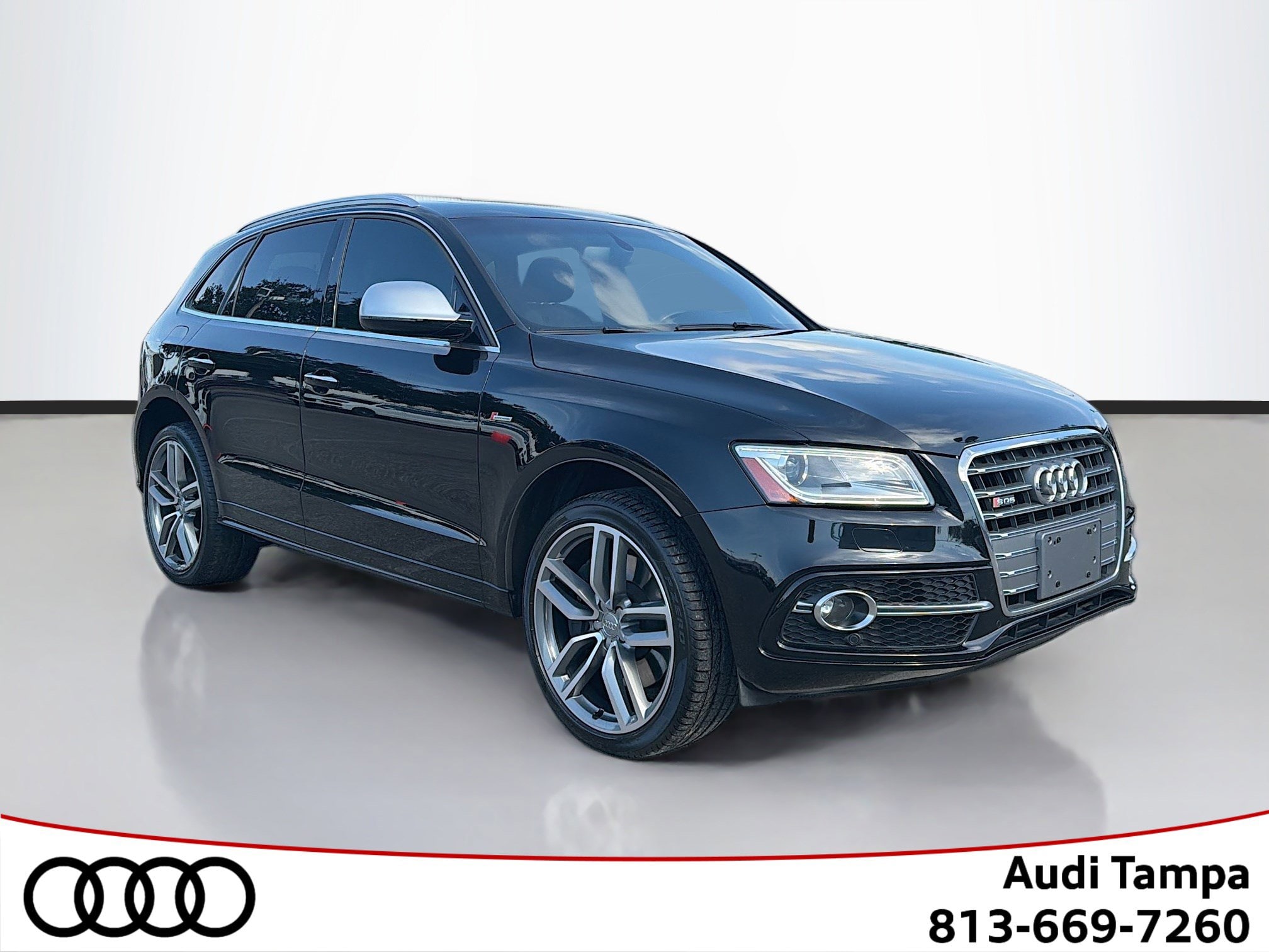 2016 Audi SQ5 Premium Plus's photo