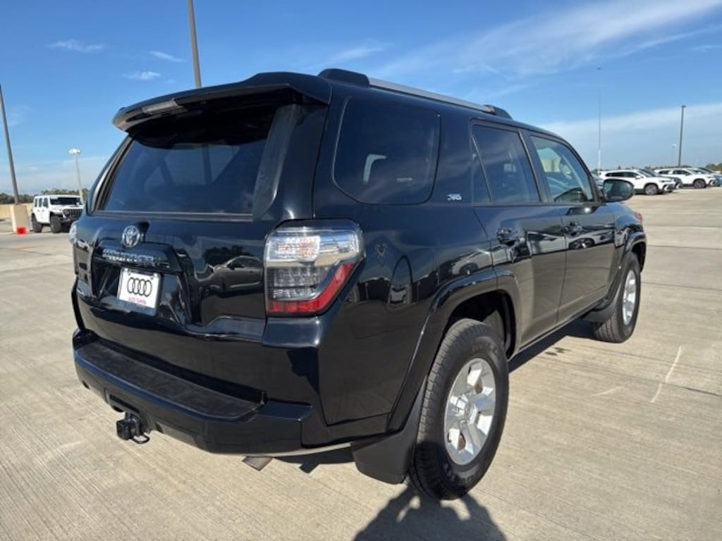 Used 2024 Toyota 4Runner SR5 SUV