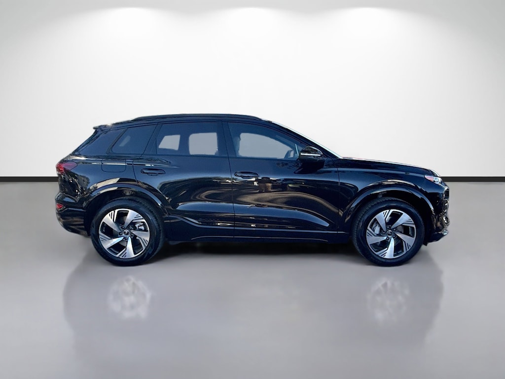 New 2025 Audi Q6 e-tron Premium SUV