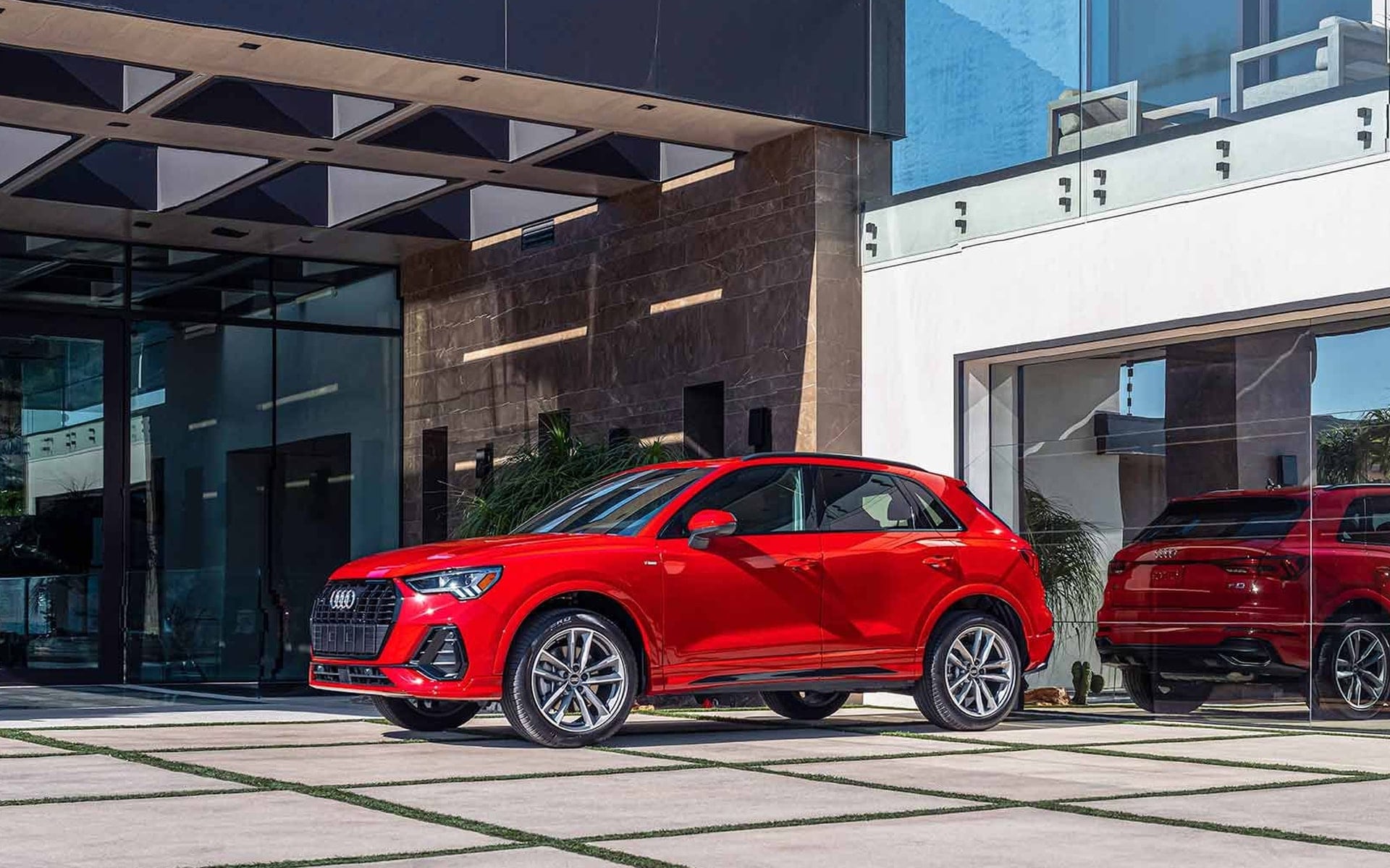 2024 Audi Q3 Audi Thornhill-min.jpg