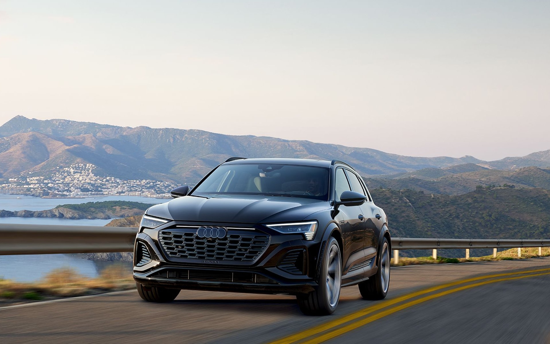 2024 Audi SQ8 e-tron  Audi Thornhill.jpg