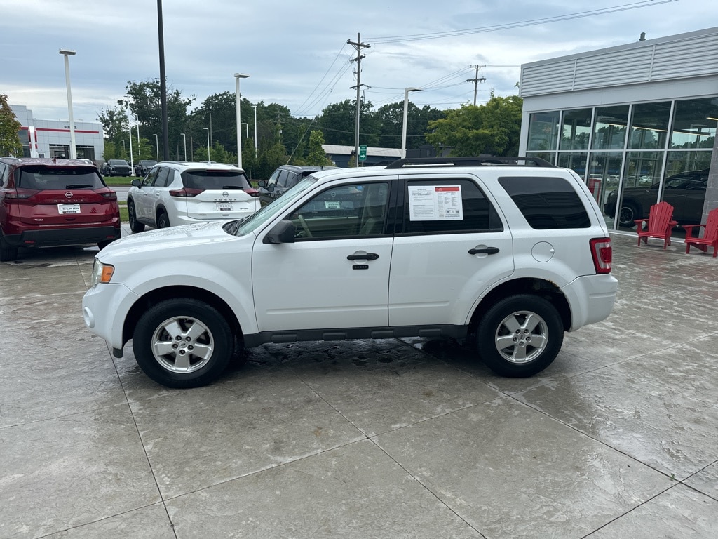 Used 2010 Ford Escape XLT with VIN 1FMCU9D72AKD07796 for sale in Traverse City, MI