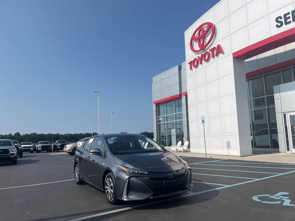 Used 2021 Toyota Prius Prime LE with VIN JTDKAMFP9M3181623 for sale in Traverse City, MI