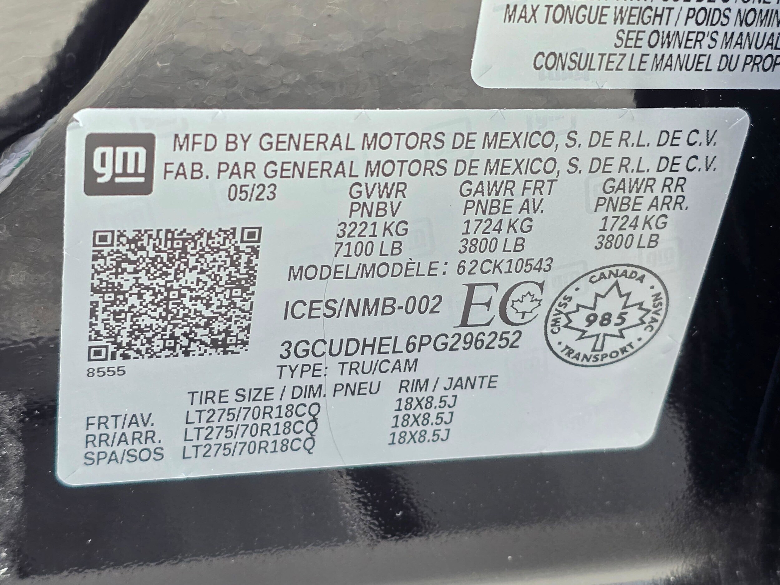 Used 2023 Black Chevrolet ZR2 image 32