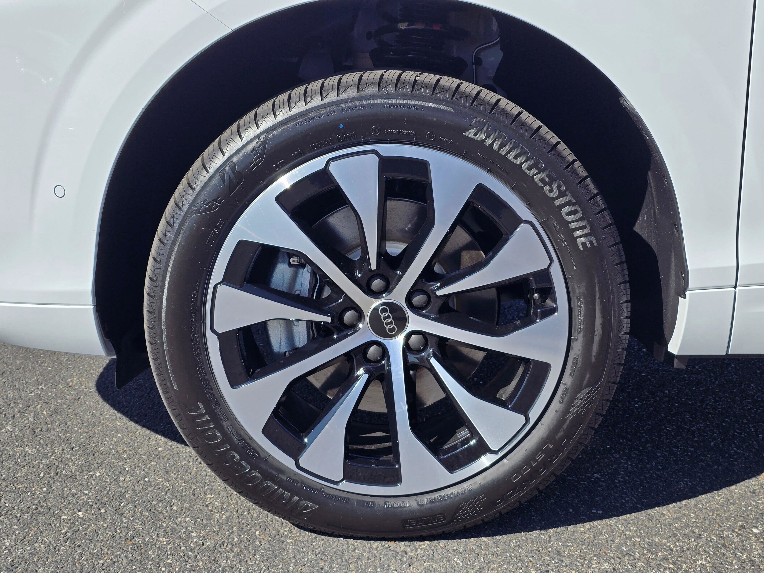 New 2026 Glacier White Audi S line image 8