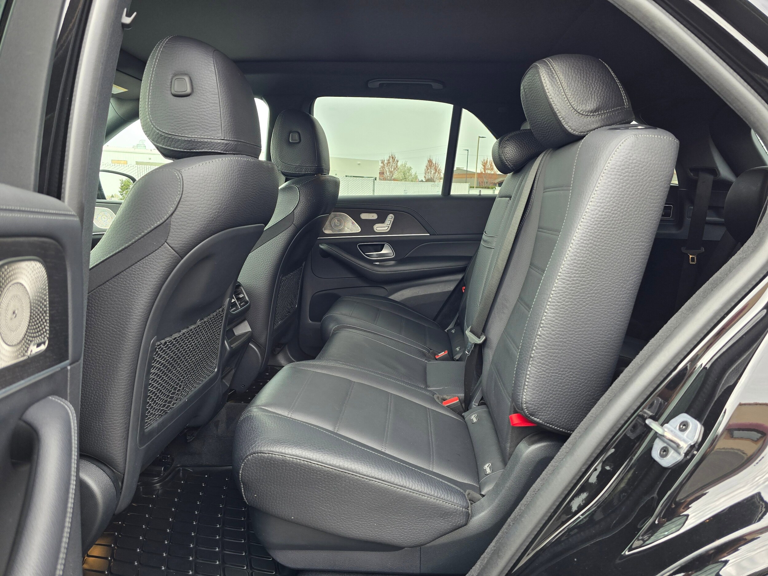 Used 2024 Obsidian Black Metallic Mercedes-Benz GLE 350 image 40