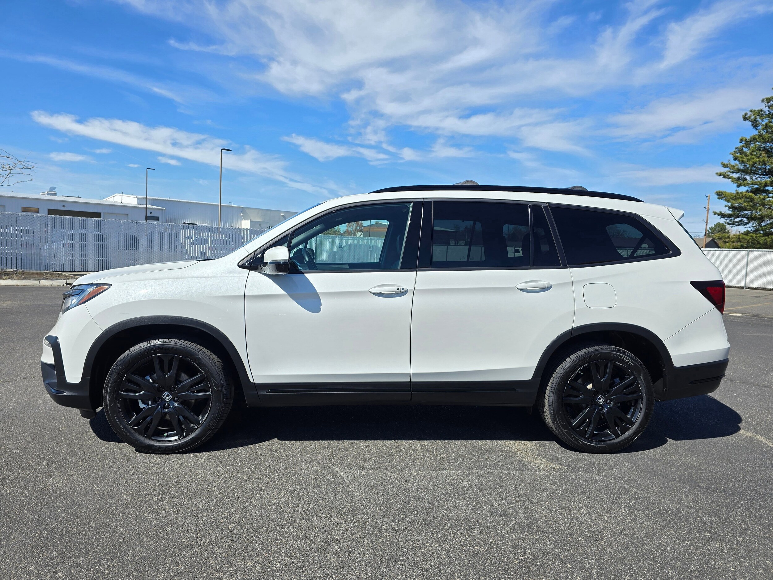 Used 2021 Platinum White Pearl Honda Black Edition image 36