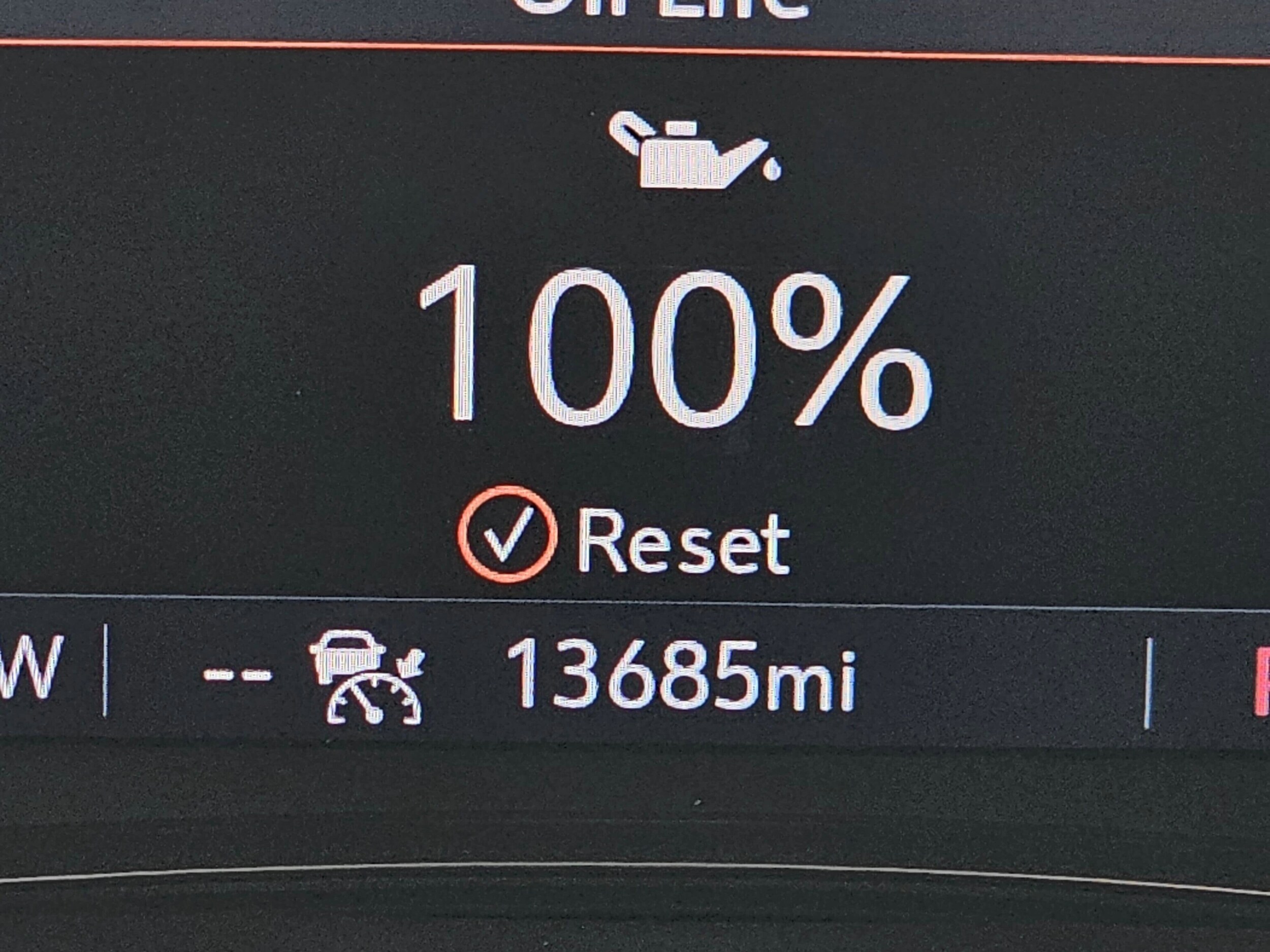 Used 2023 Iridescent Pearl Tricoat Chevrolet RS image 19