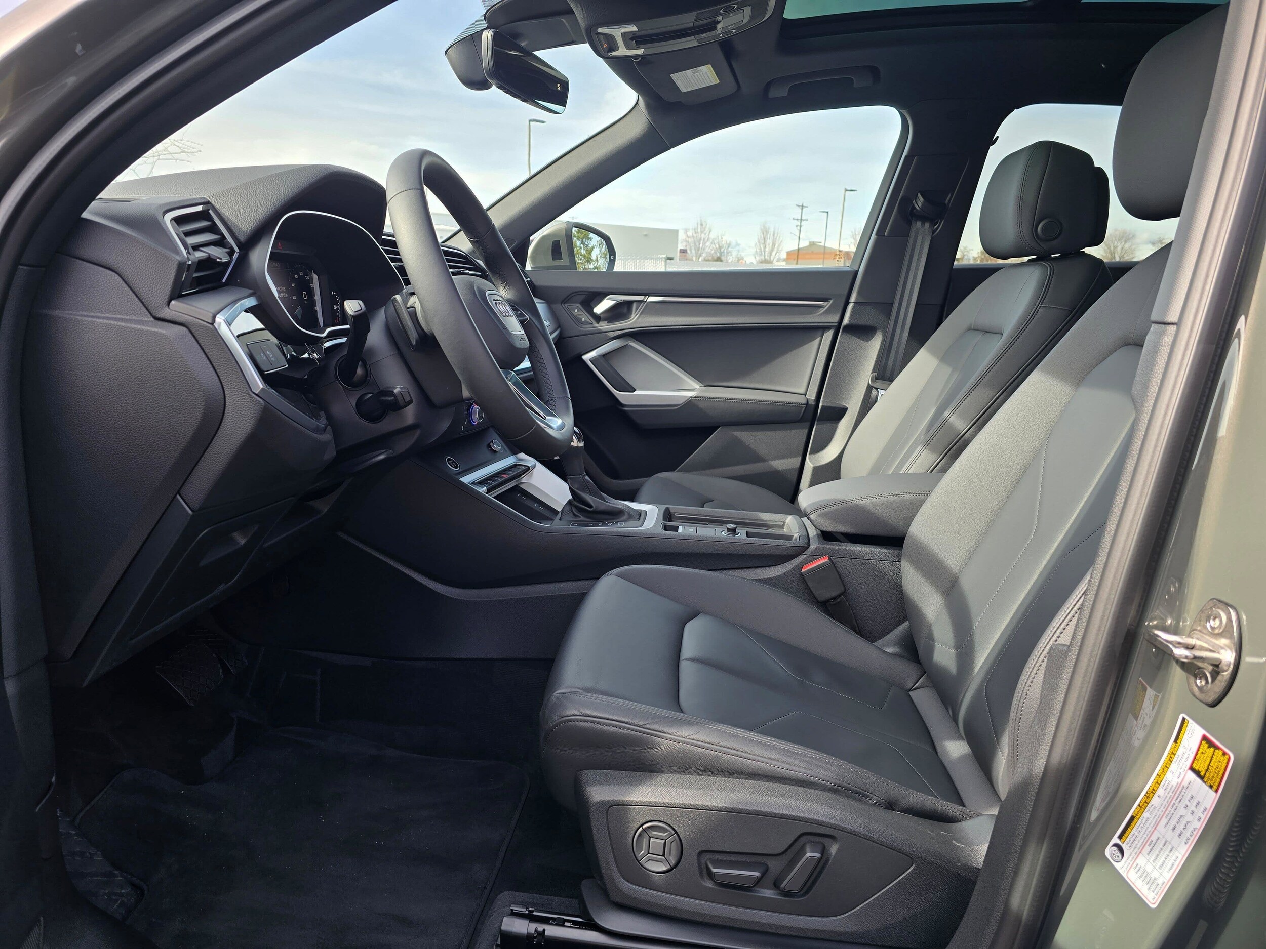 Certified Used 2025 Chronos Gray Metallic Audi S line Premium image 11