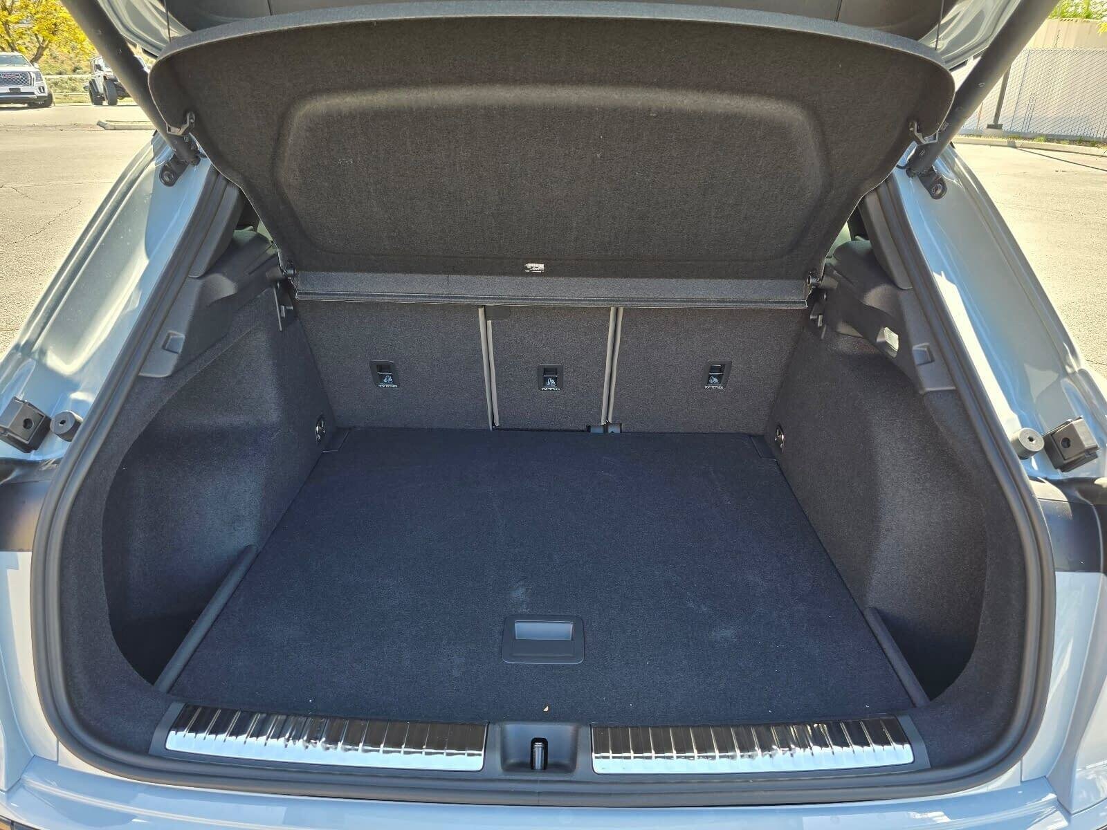 New 2026 Arrow Gray Pearl Audi S line image 29