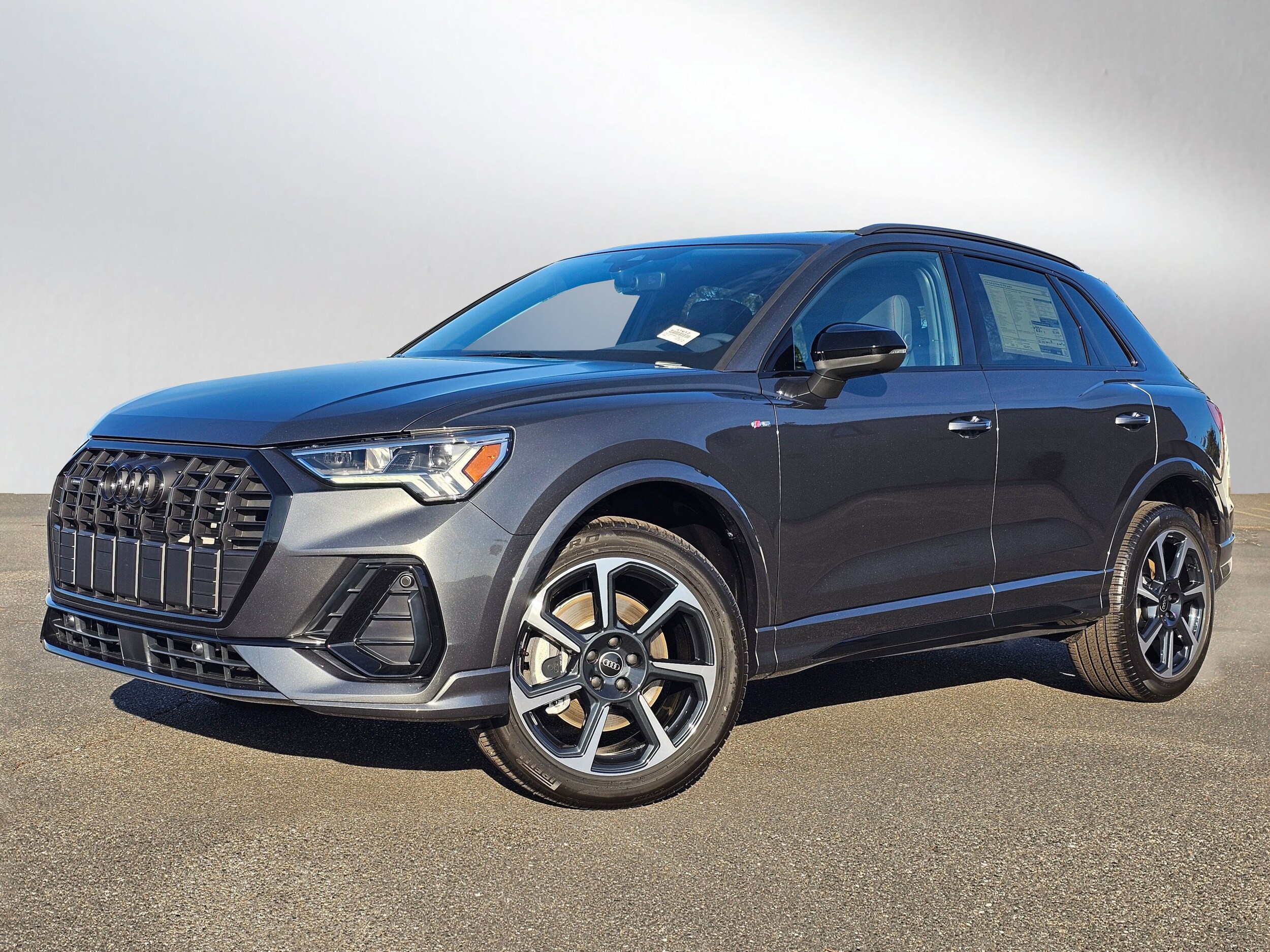 New 2025 Daytona Gray Pearl Audi 45 S line Premium Plus image 31