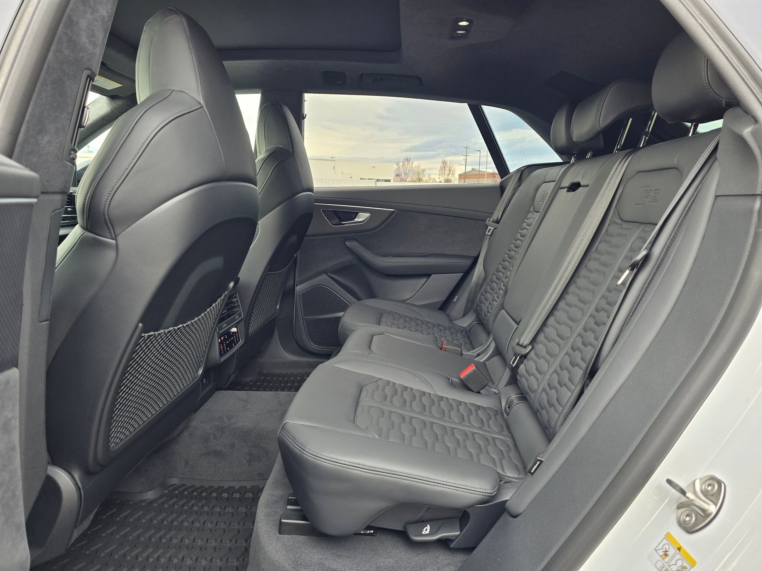 New 2026 Glacier White Audi 4.0T performance image 44