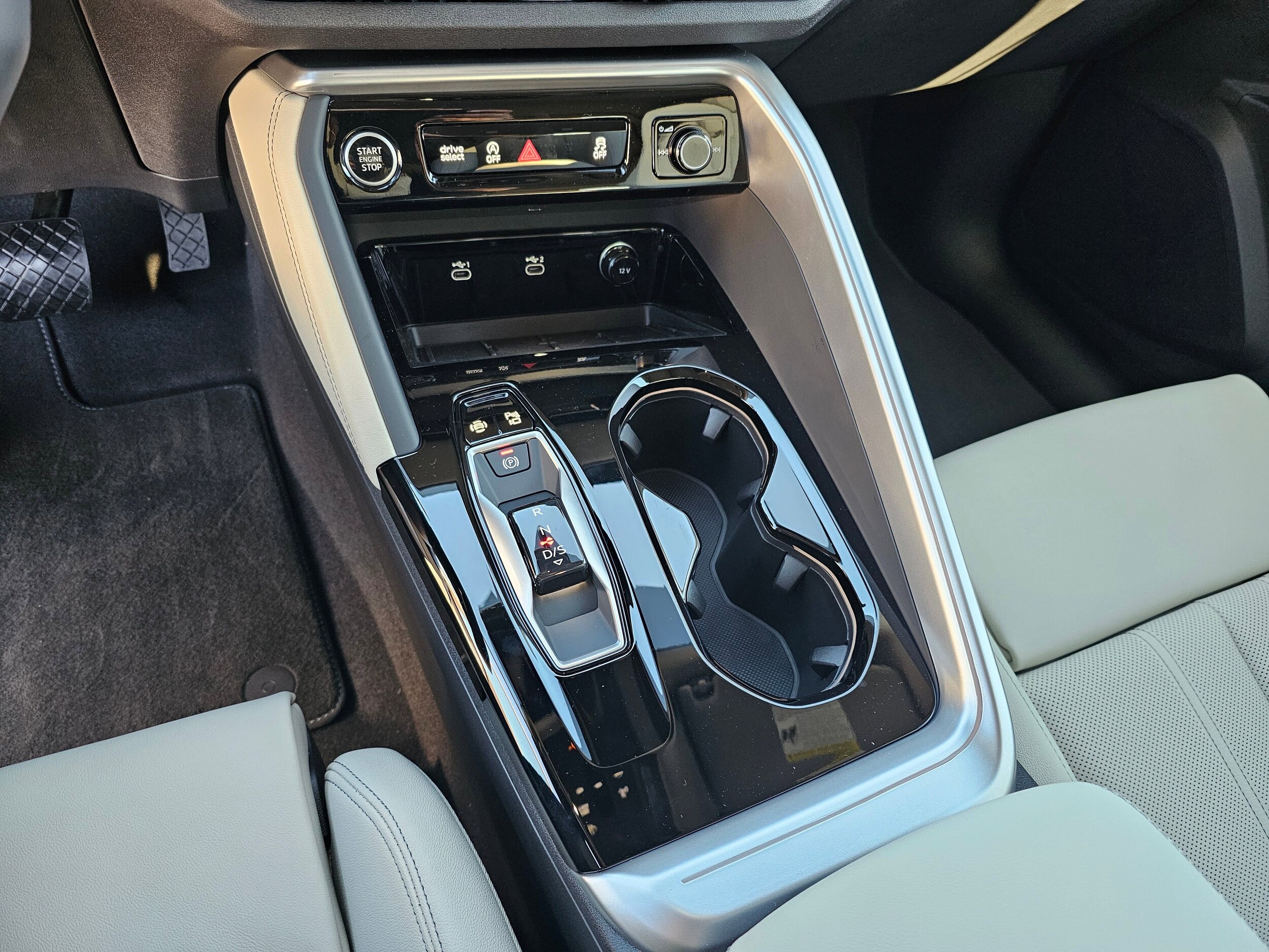 New 2025 Mythos Black Audi 2.0T Premium Plus image 52