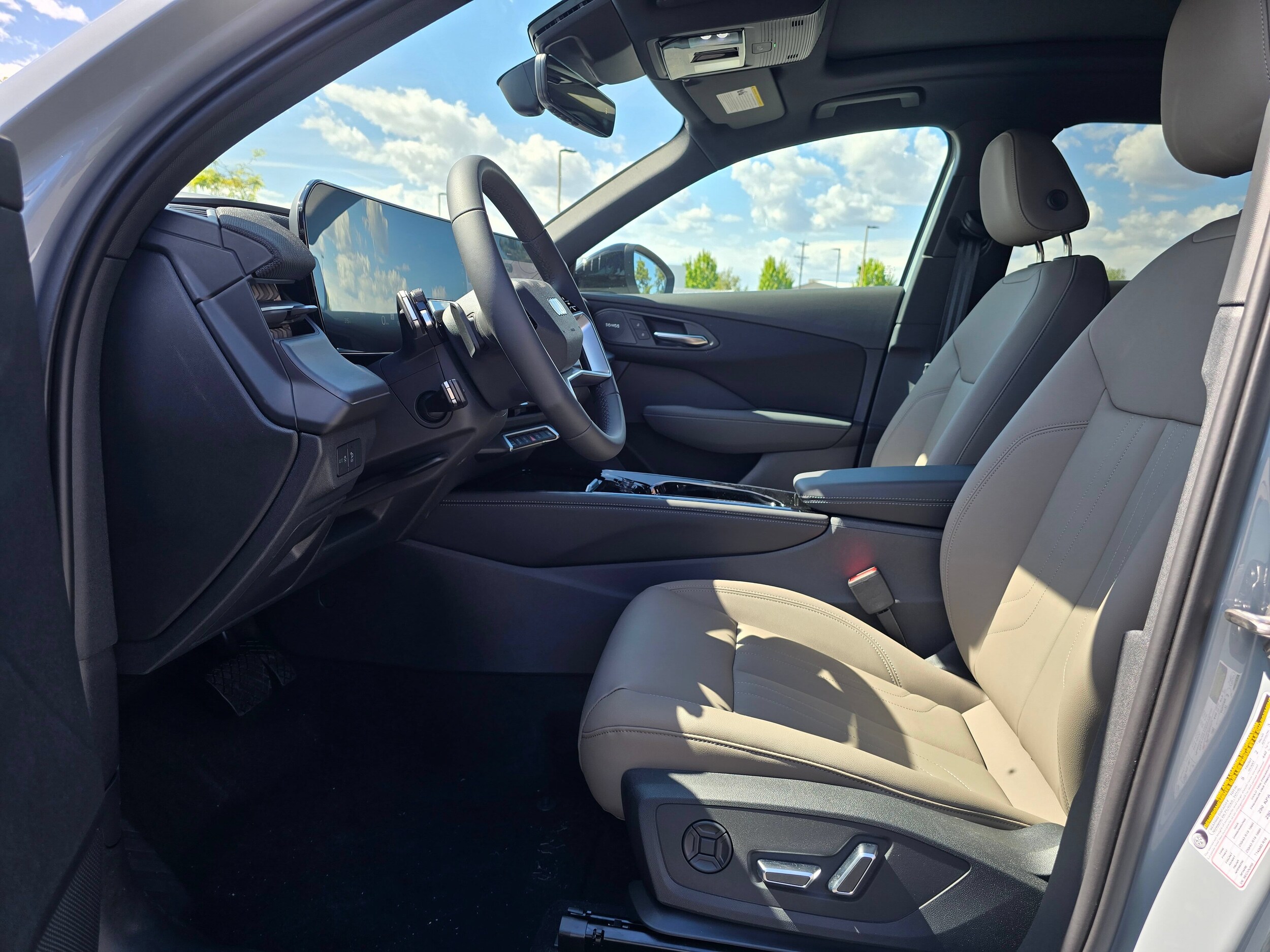 New 2026 Arrow Gray Pearl Audi S line image 41