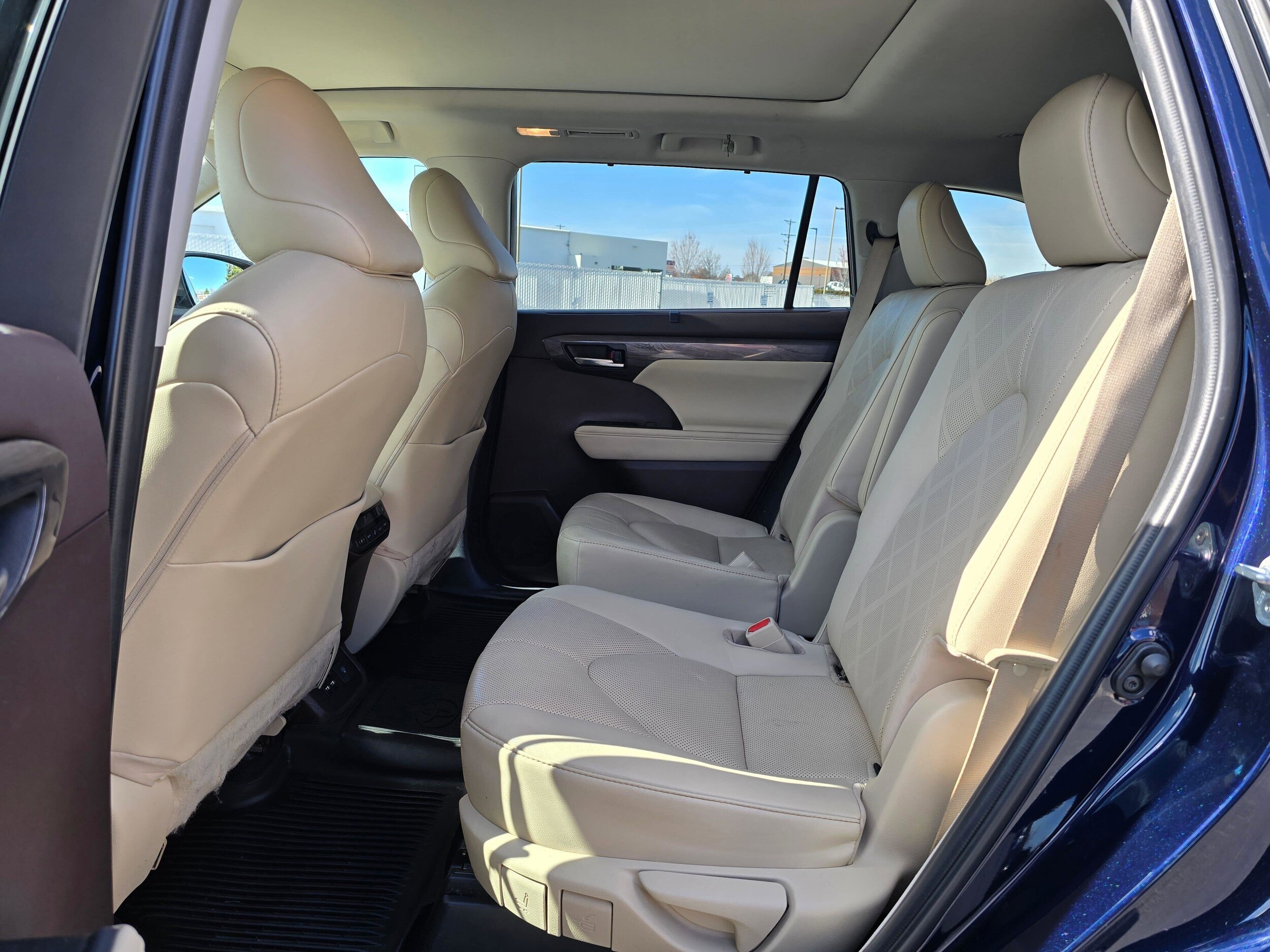 Used 2020 Blueprint Toyota Platinum image 12