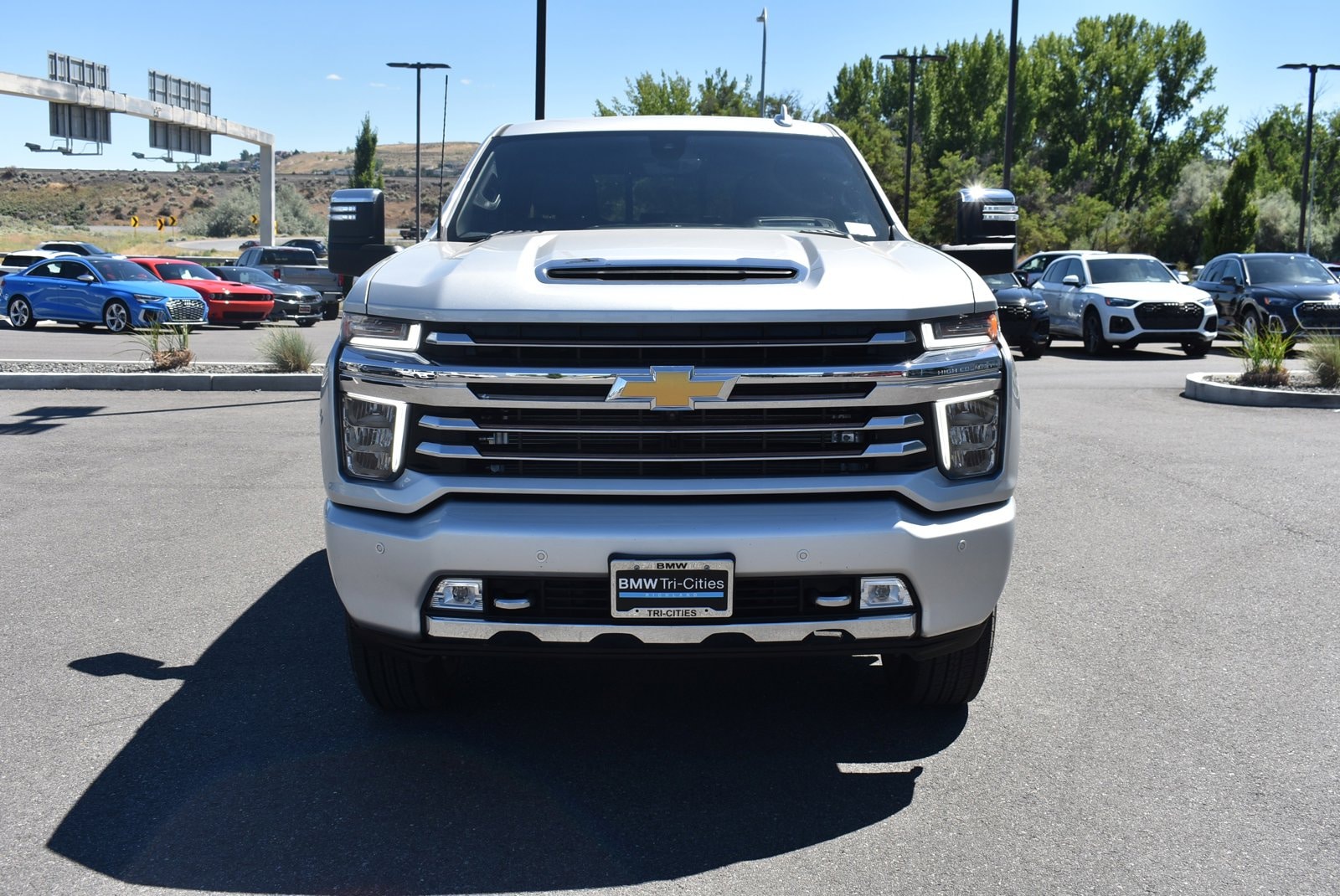 Used 2022 Chevrolet Silverado 3500HD High Country with VIN 2GC4YVEY9N1234073 for sale in Richland, WA