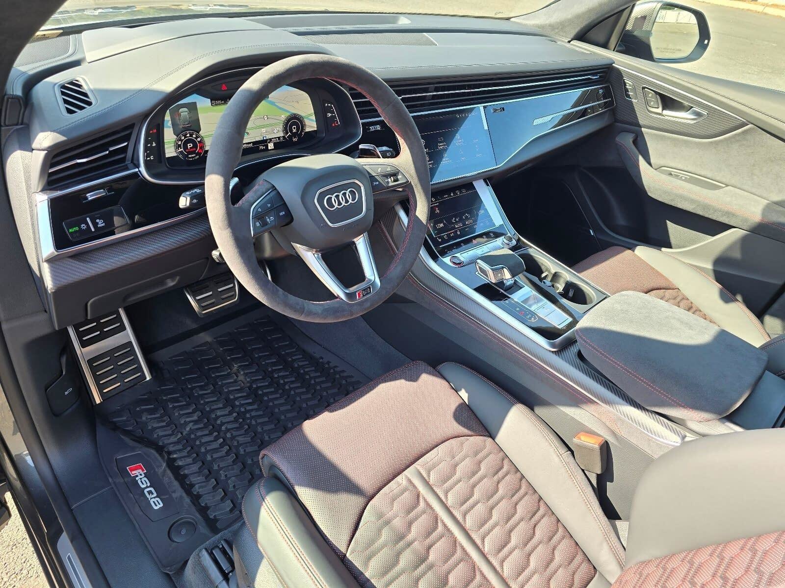 New 2026 Daytona Gray Pearl Audi 4.0T performance image 2