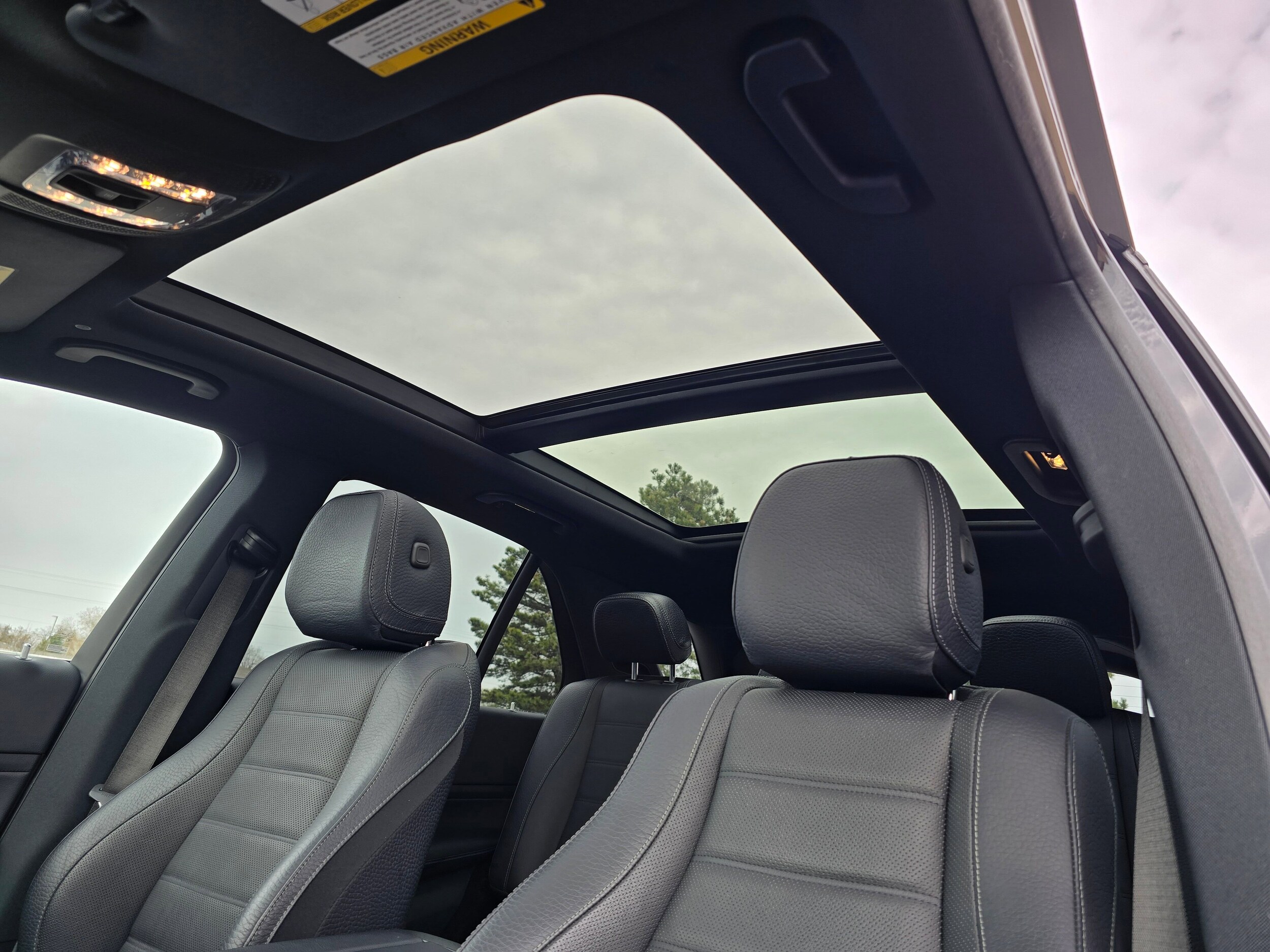 Used 2024 Obsidian Black Metallic Mercedes-Benz GLE 350 image 55